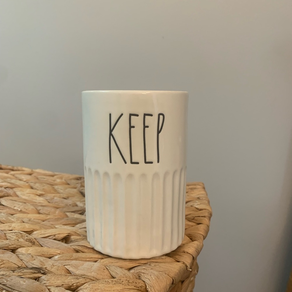 Rae Dunn “KEEP” canister